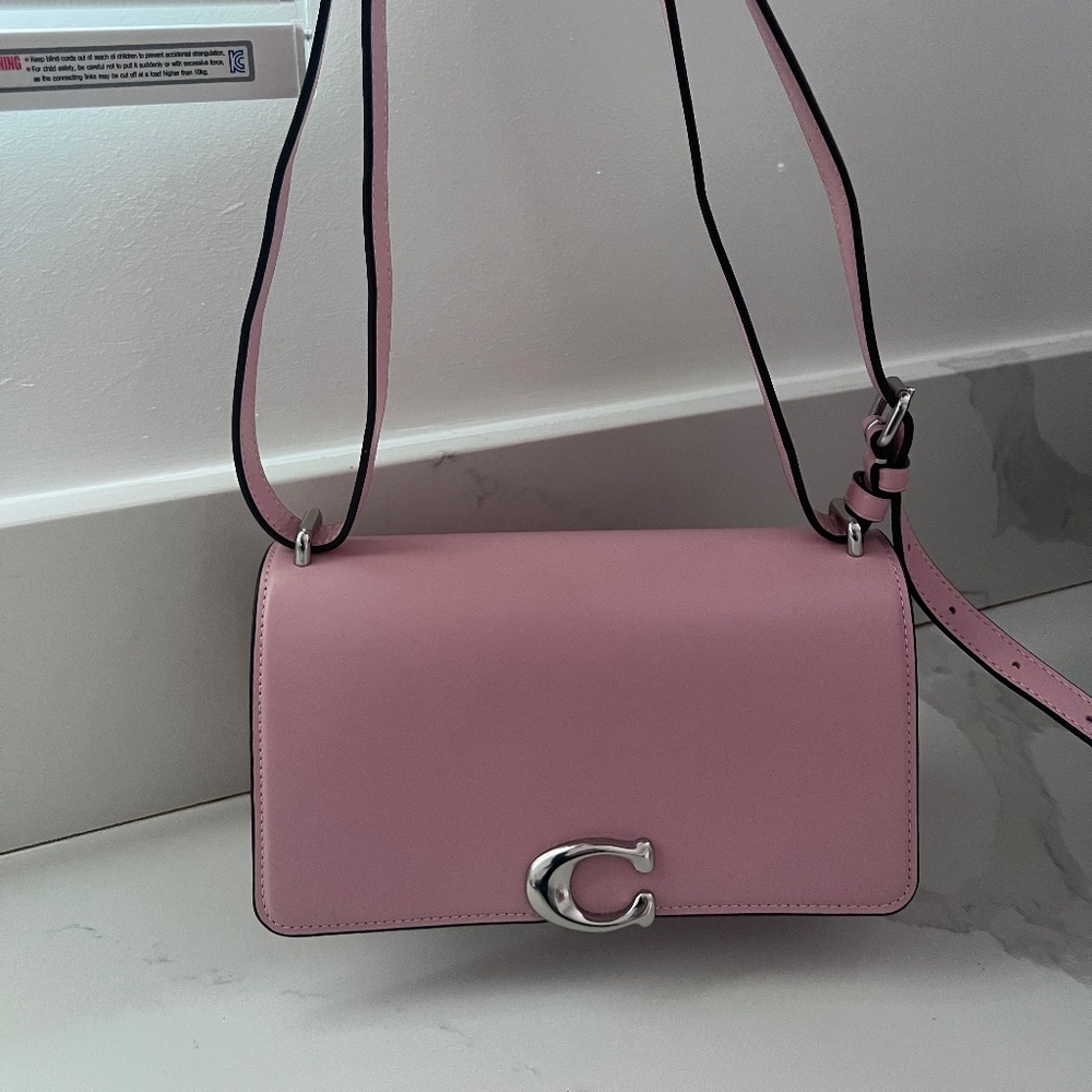 Coach Bandit Pink Leather Shoulder/Crossbody Bag - Picture 3 of 13
